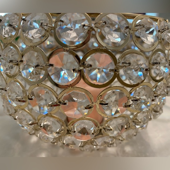 Large Round Faux Crystal Votive Holder - Picture 6 of 8